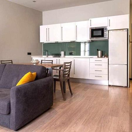 Inspired By Enjoyapartments Barcelona Bagian luar foto