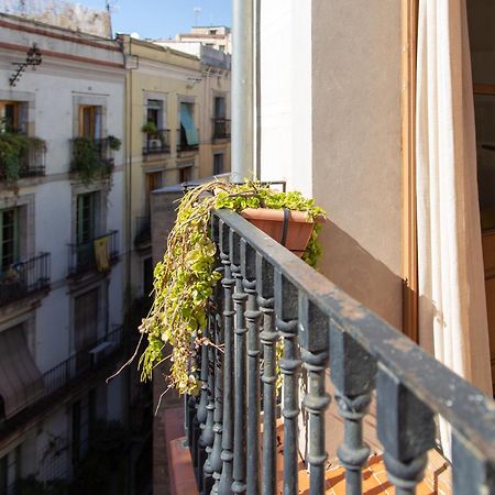 Inspired By Enjoyapartments Barcelona Bagian luar foto