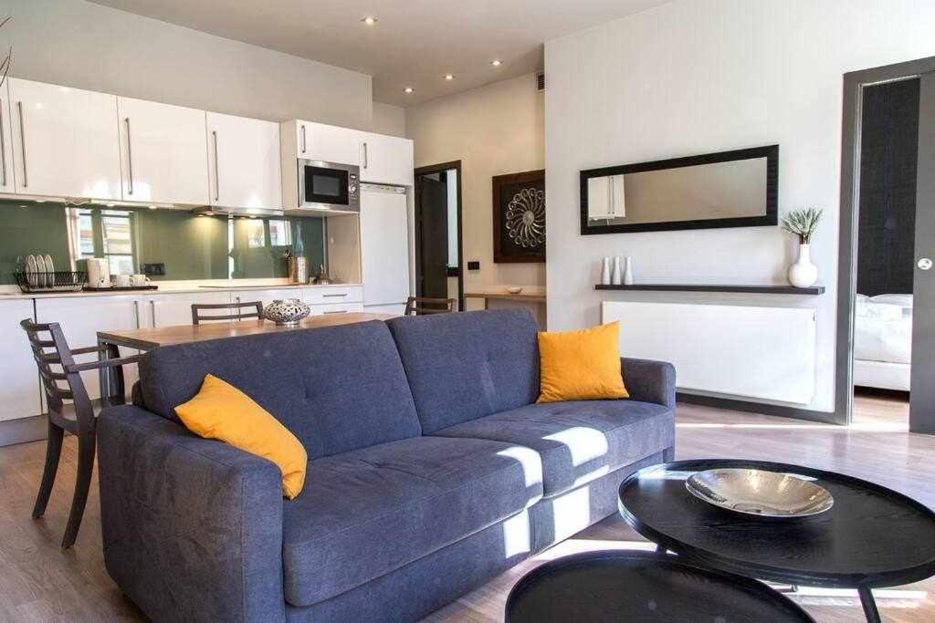 Inspired By Enjoyapartments Barcelona Ruang foto