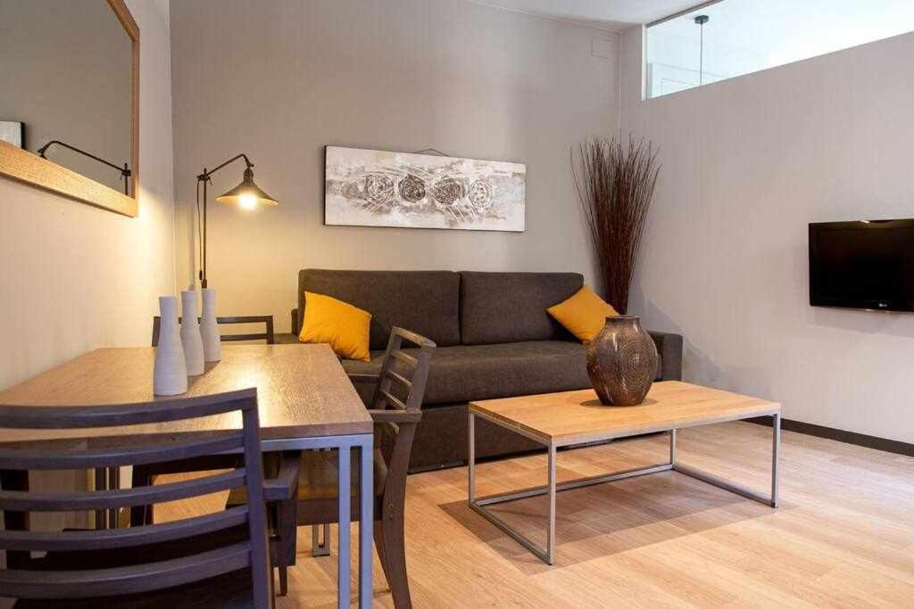 Inspired By Enjoyapartments Barcelona Ruang foto